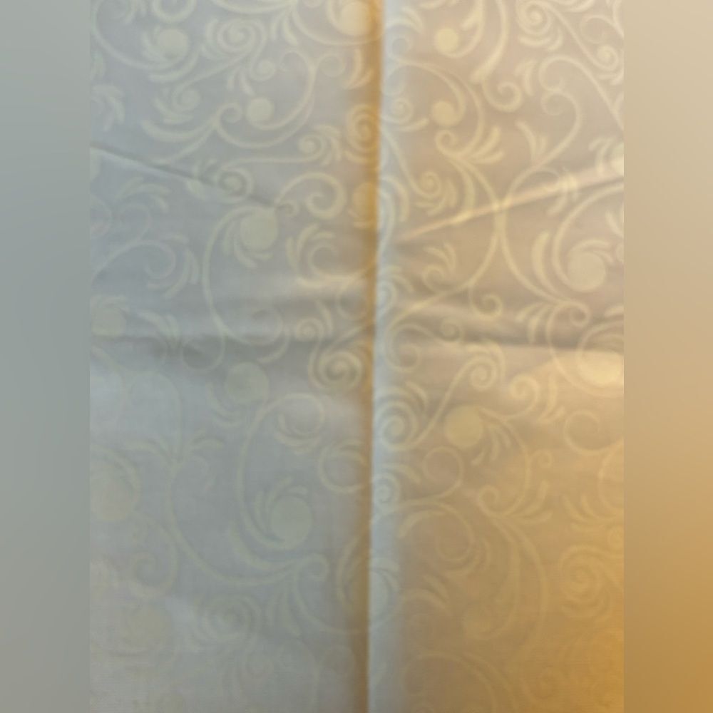 NEW White Scroll Fat Quarter 18” x 21”